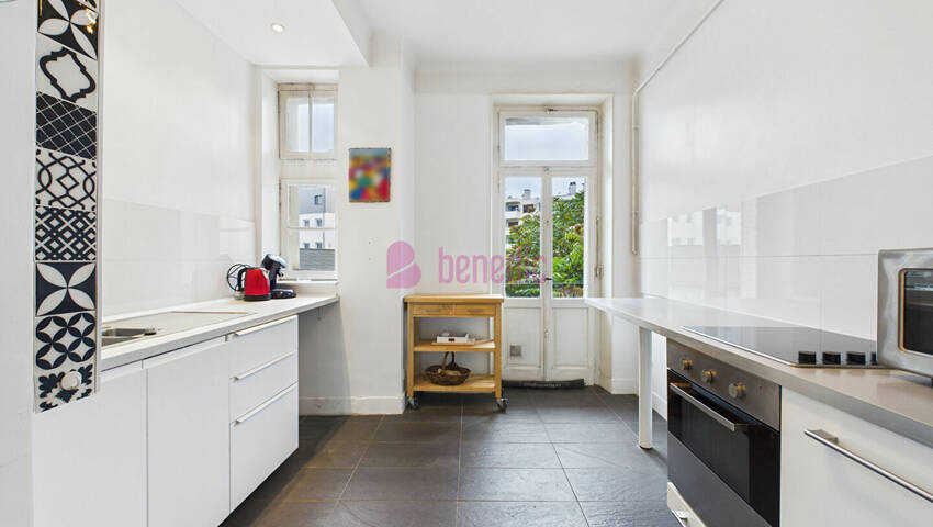 59427889b - Attribut alt par défaut.