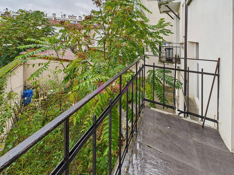 59427889c - Attribut alt par défaut.