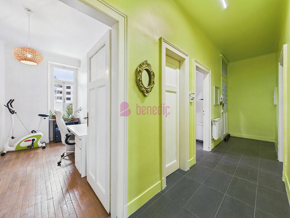 59427889m - Attribut alt par défaut.