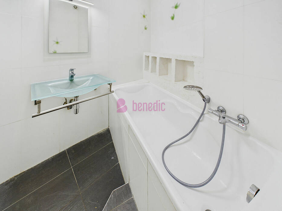 59427889n - Attribut alt par défaut.