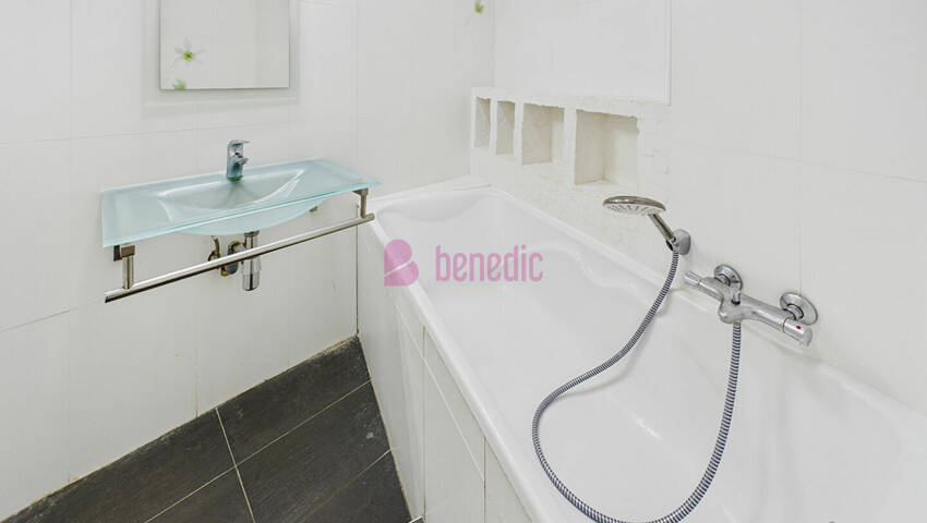 59427889n - Attribut alt par défaut.