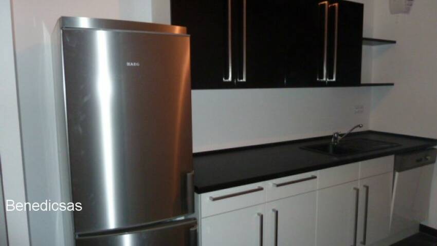 6115989a - Attribut alt par défaut.