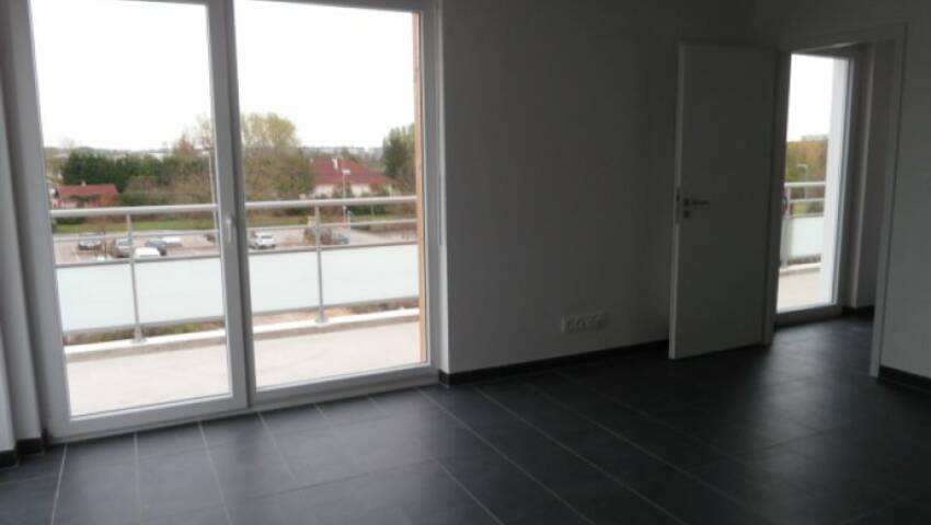 6115989e - Attribut alt par défaut.