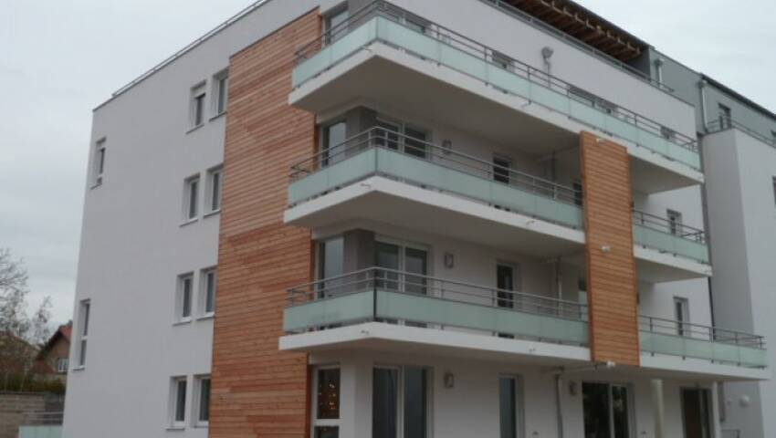 6115989l - Attribut alt par défaut.