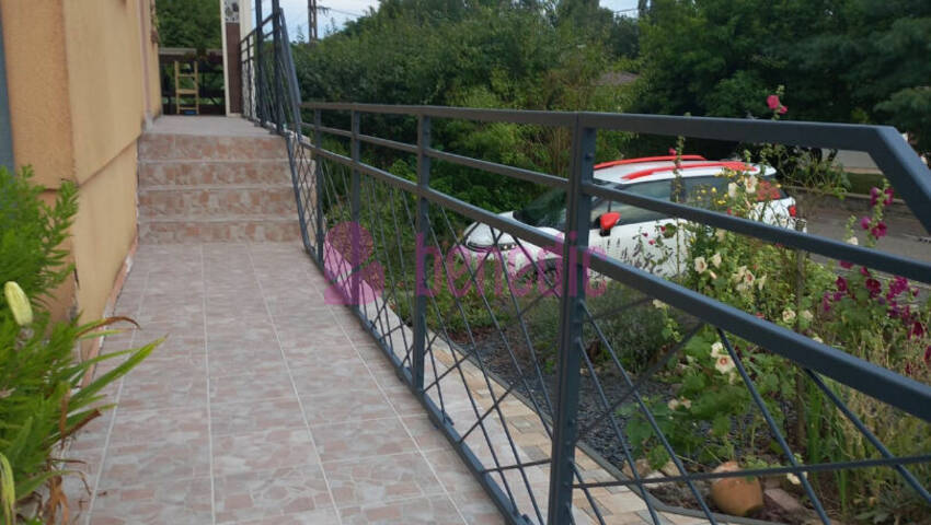 59517929r - Attribut alt par défaut.