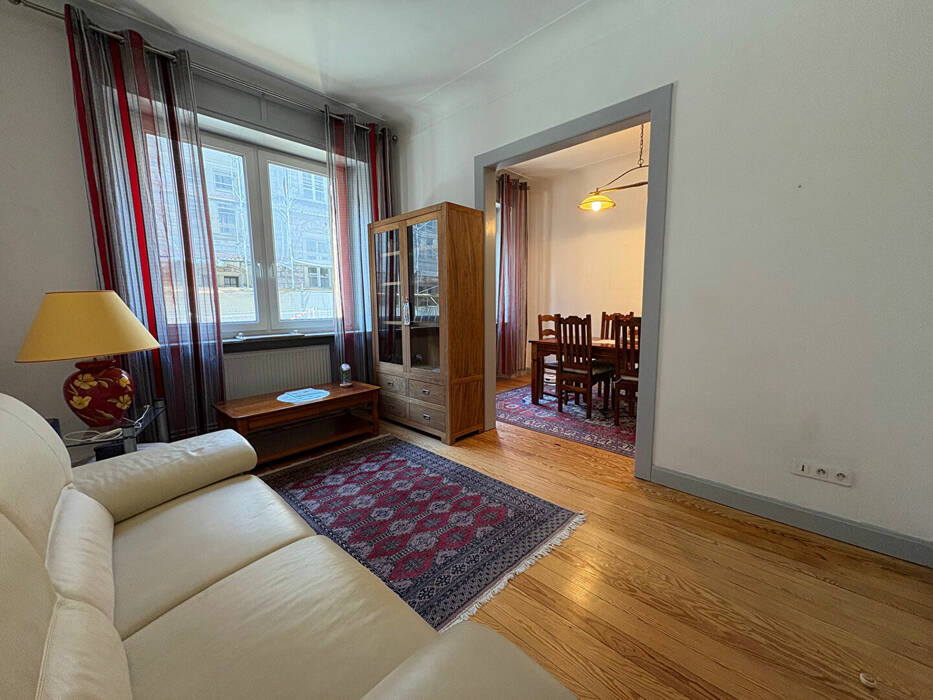 59517725b - Attribut alt par défaut.