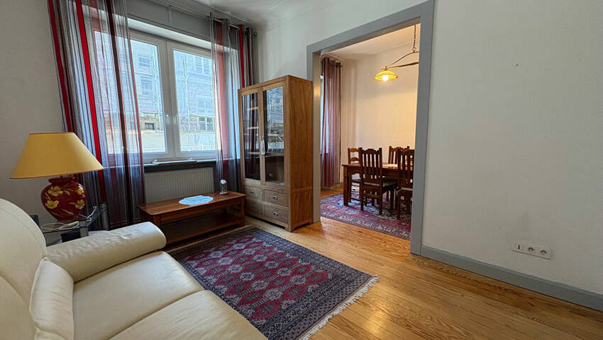 59517725b - Attribut alt par défaut.