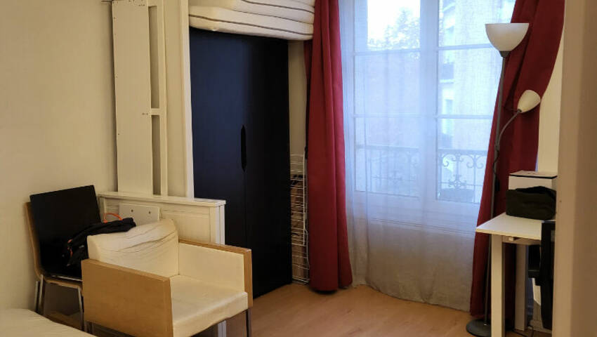 59517378a - Attribut alt par défaut.