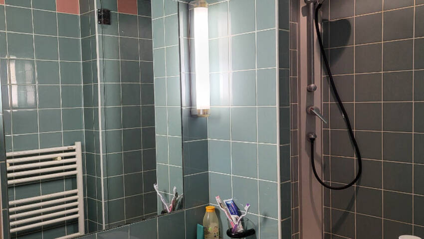 59517378b - Attribut alt par défaut.