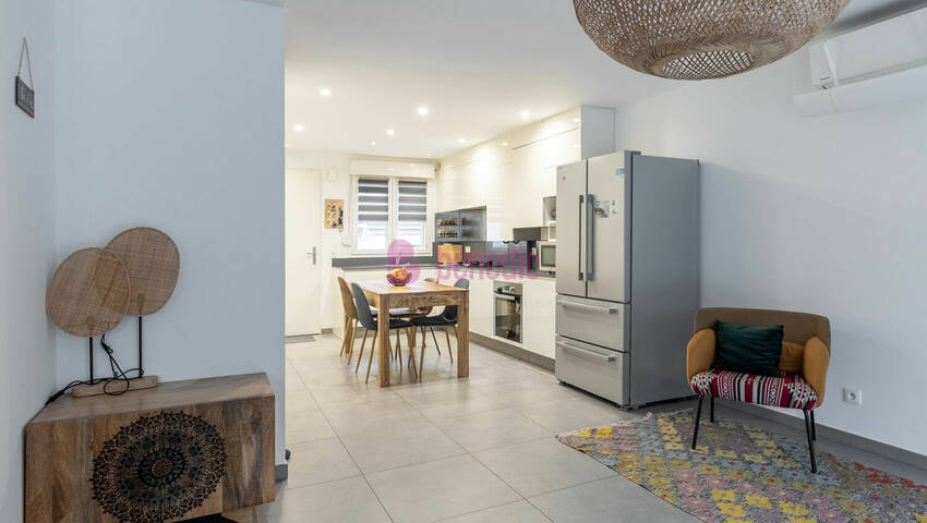 59519217c - Attribut alt par défaut.