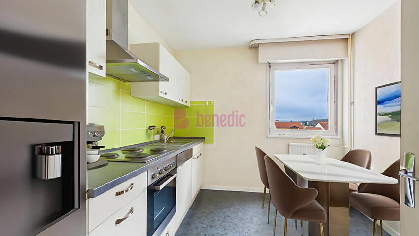 59518338c - Attribut alt par défaut.