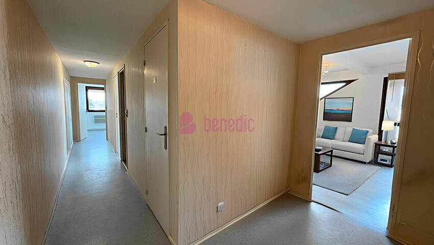 59517485e - Attribut alt par défaut.