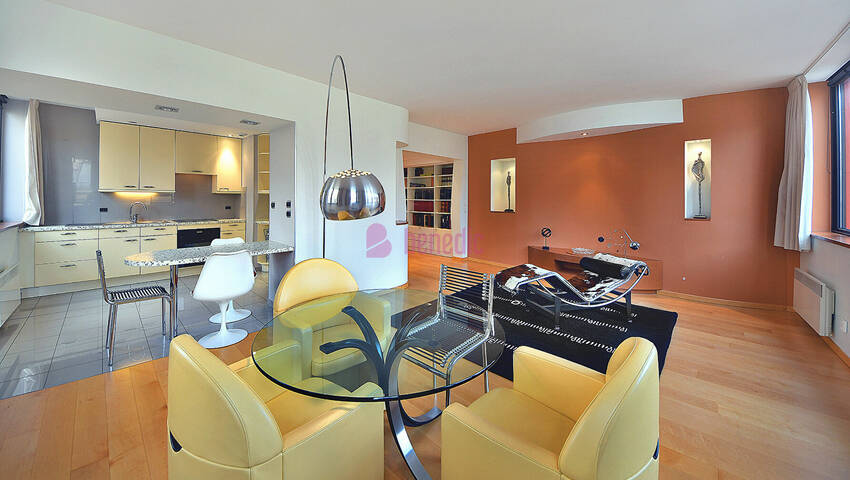 59468683a - Attribut alt par défaut.