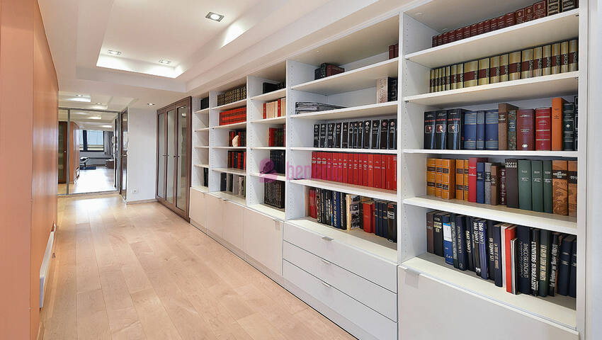 59468683c - Attribut alt par défaut.