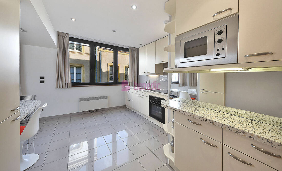 59468683d - Attribut alt par défaut.