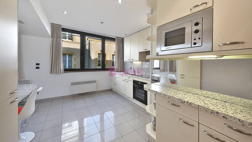 59468683d - Attribut alt par défaut.