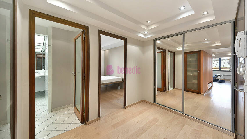 59468683f - Attribut alt par défaut.