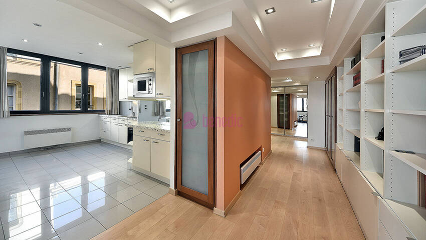 59468683m - Attribut alt par défaut.