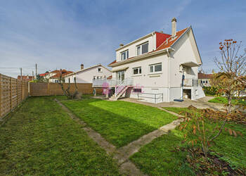 59419401b - Attribut alt par défaut.