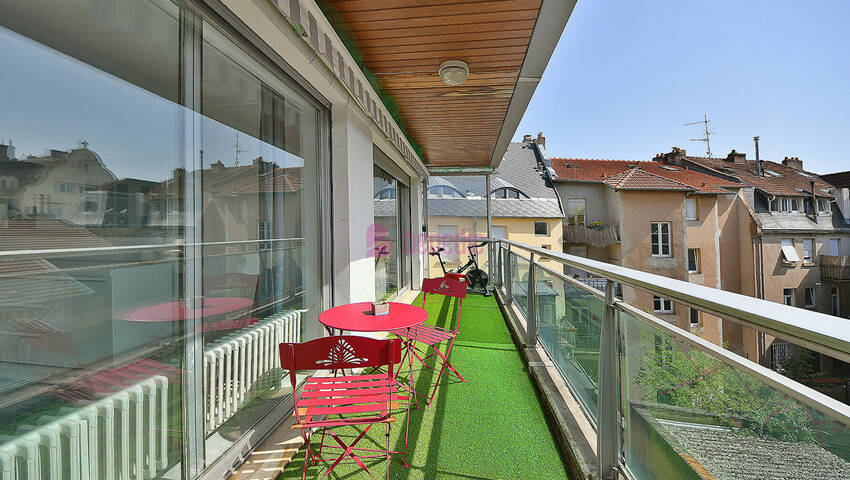 59528027b - Attribut alt par défaut.