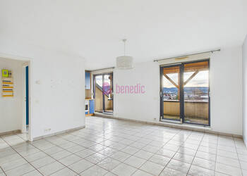 59527948c - Attribut alt par défaut.