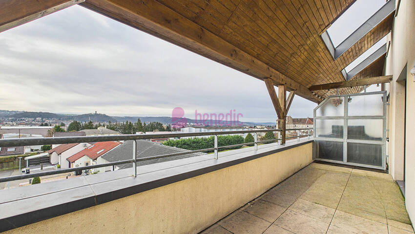 59527948d - Attribut alt par défaut.