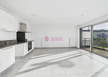 59528485c - Attribut alt par défaut.