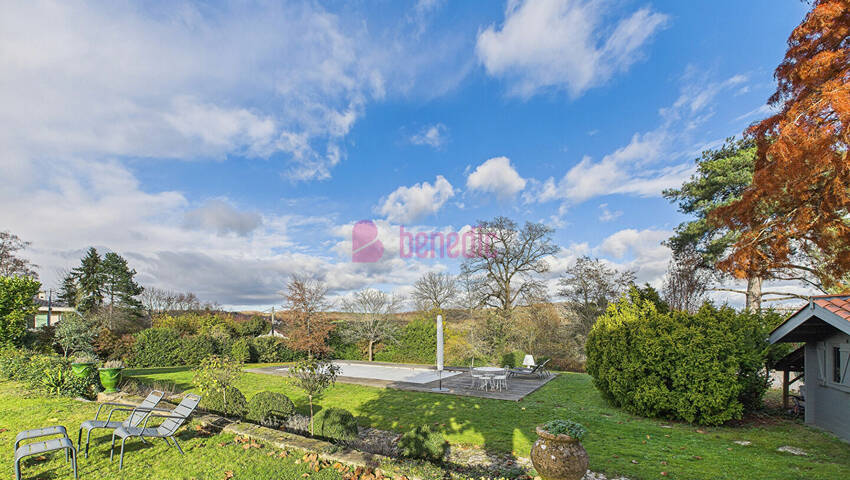 59501314c - Attribut alt par défaut.