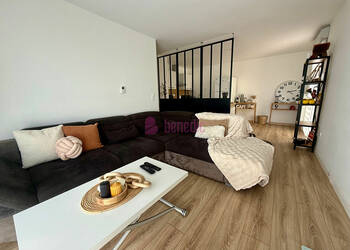 59511434b - Attribut alt par défaut.