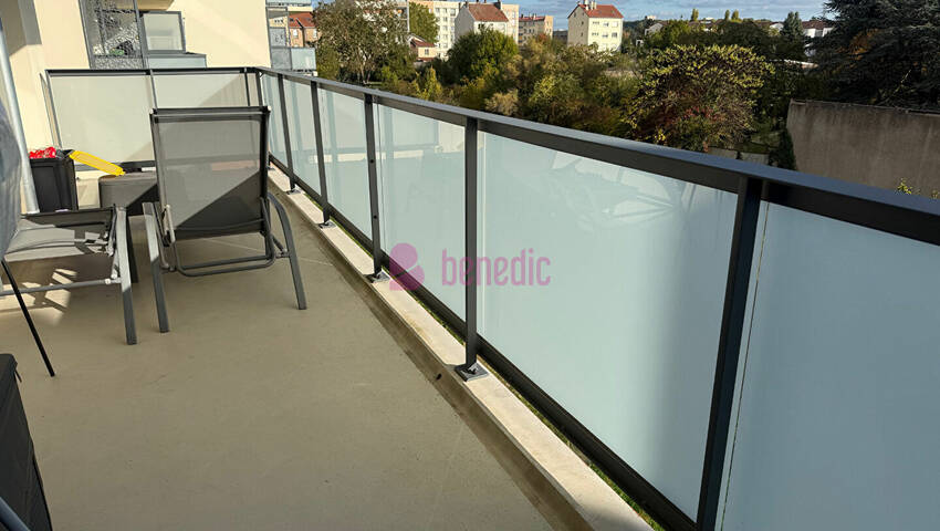 59511434e - Attribut alt par défaut.