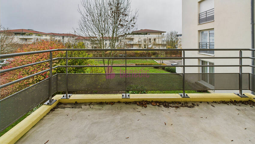 8450293d - Attribut alt par défaut.