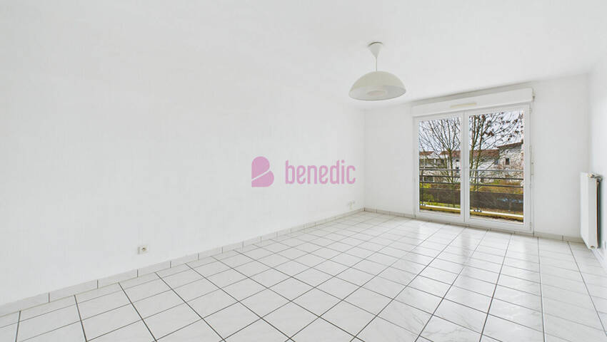 8450293j - Attribut alt par défaut.