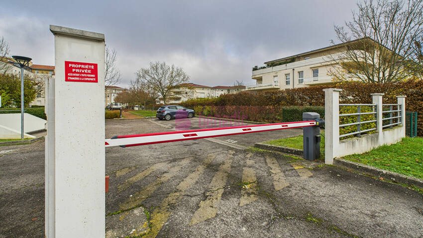 8450293o - Attribut alt par défaut.