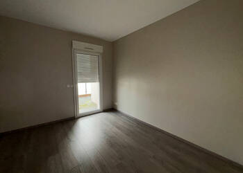 59532877c - Attribut alt par défaut.