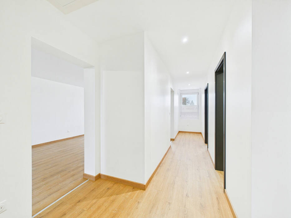 59528028d - Attribut alt par défaut.