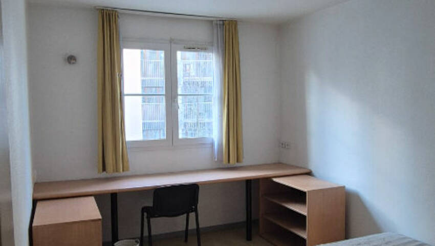 59577938a - Attribut alt par défaut.