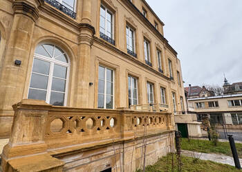 59584325a - Attribut alt par défaut.