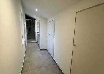 59584325c - Attribut alt par défaut.