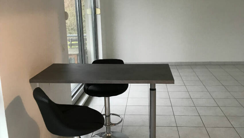 59579561b - Attribut alt par défaut.