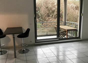 59579561c - Attribut alt par défaut.