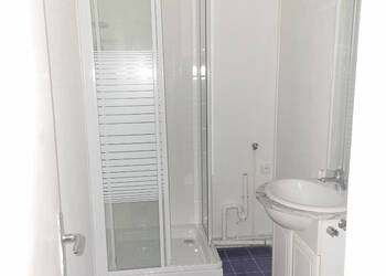 59588314c - Attribut alt par défaut.