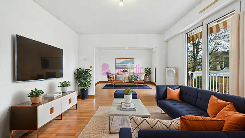 58630141c - Attribut alt par défaut.