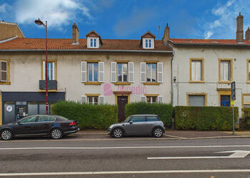 52607457a - Attribut alt par défaut.