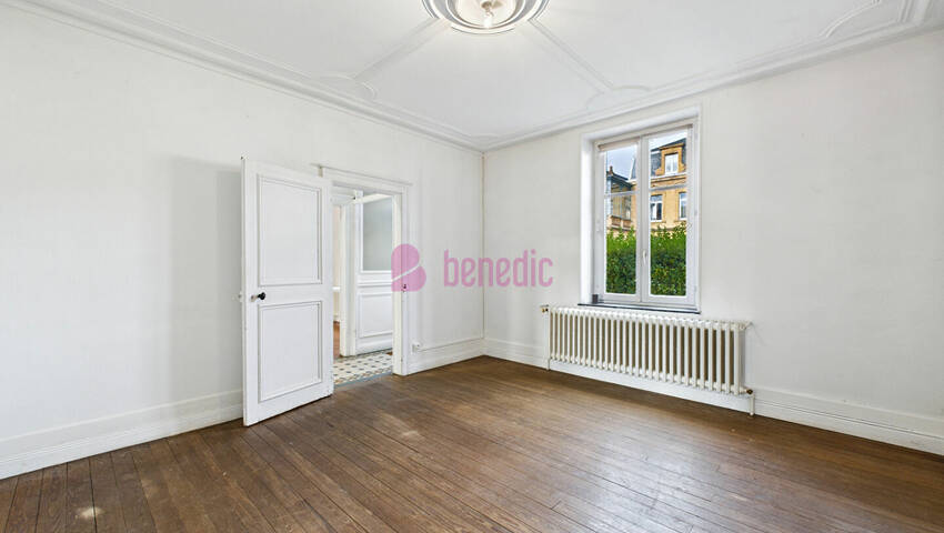 52607457r - Attribut alt par défaut.