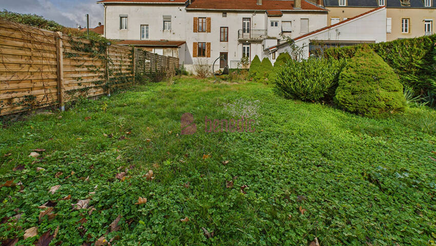 52607457t - Attribut alt par défaut.