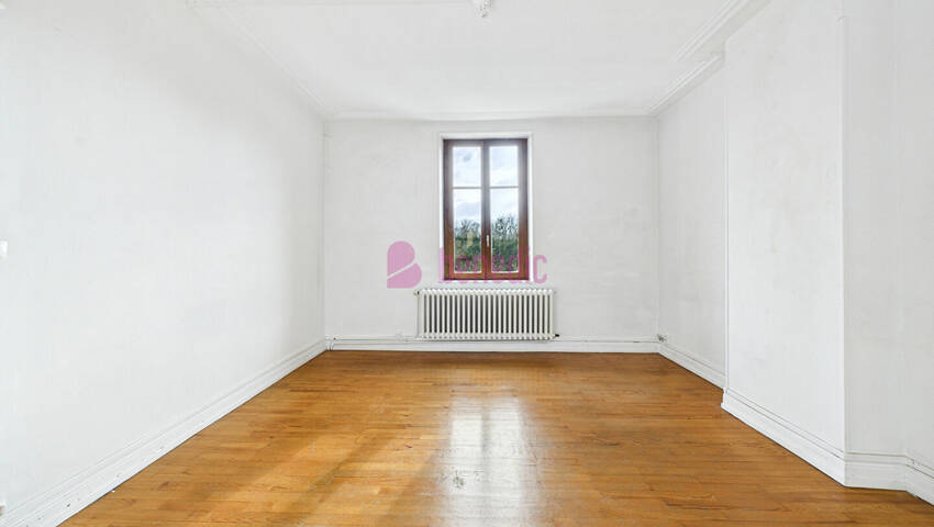 52607457v - Attribut alt par défaut.