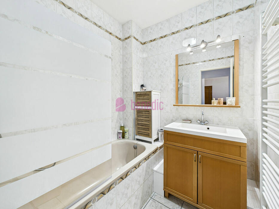 55581253h - Attribut alt par défaut.