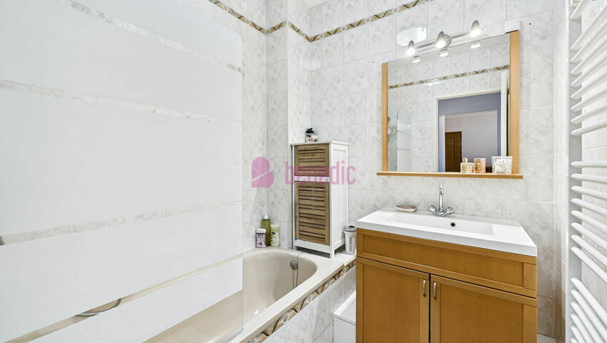 55581253h - Attribut alt par défaut.