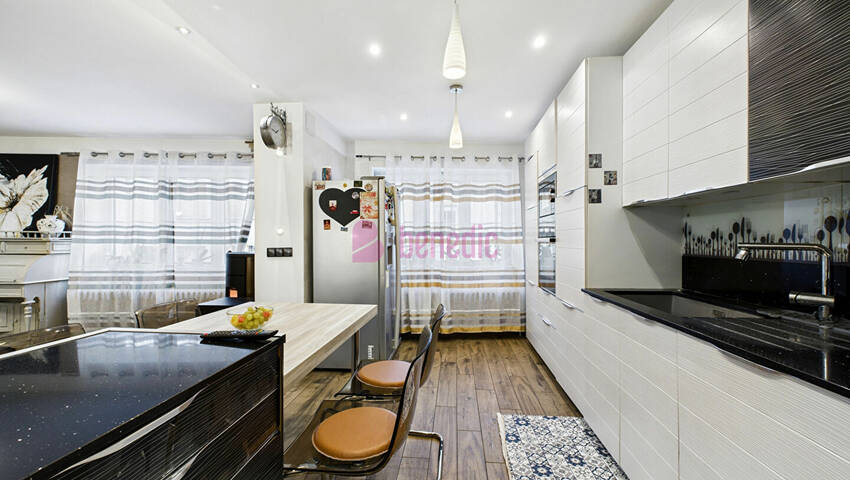 59141762h - Attribut alt par défaut.