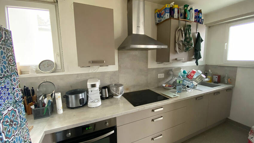 59527575c - Attribut alt par défaut.